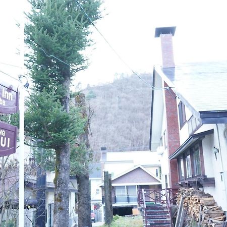 Guest House Wind Inn Hakuba Eksteriør billede